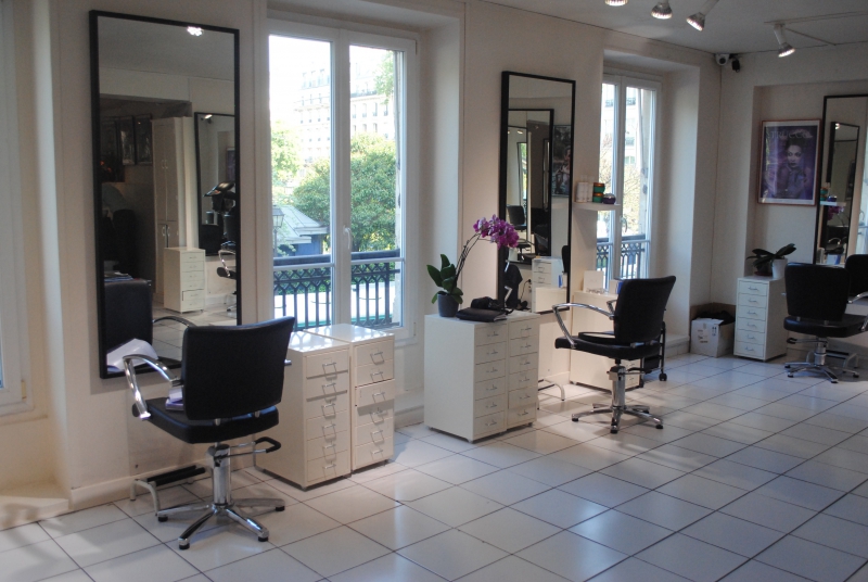 salon-coiffure-ST ANTONIN-min_floor-home-office-property-living-room-room-781228-pxhere.com